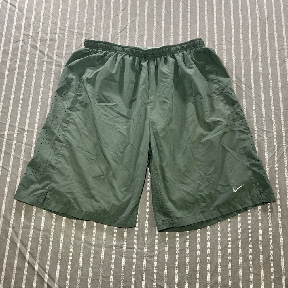 Nike Dri-Fit Running Shorts Green Men's Size Medium